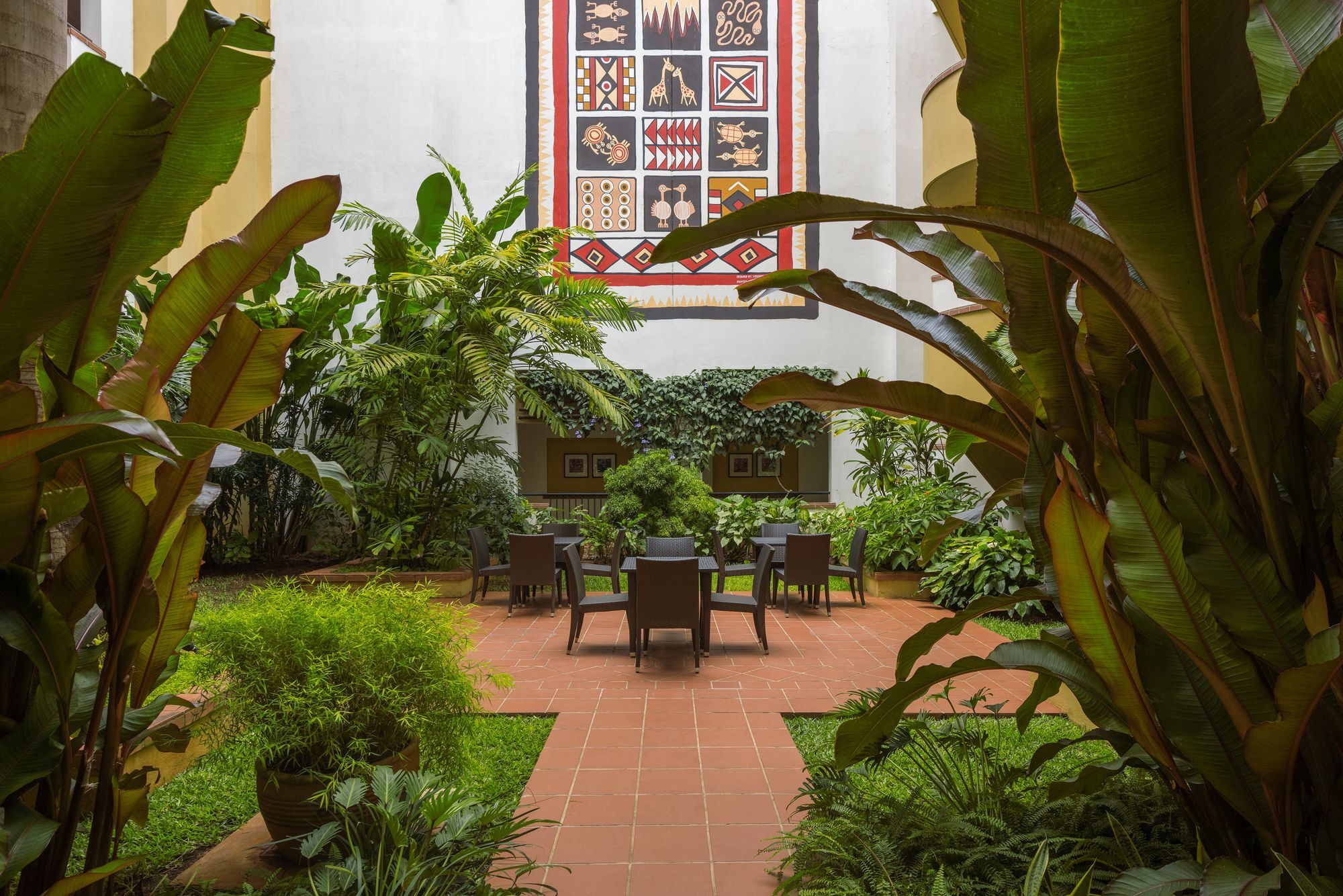 Sea Cliff Court Hotel & Luxury Apartments Dar es Salaam Exterior foto